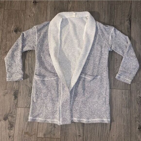 Eileen Fisher Cozy Gray and White Trim Double Pocket Open Cardigan XS - Picture 1 of 3